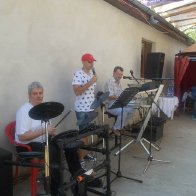 1167-1184786_363243377139294_884673624_n