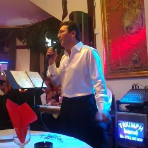 1391-3516_256708031131967_1110965567_n