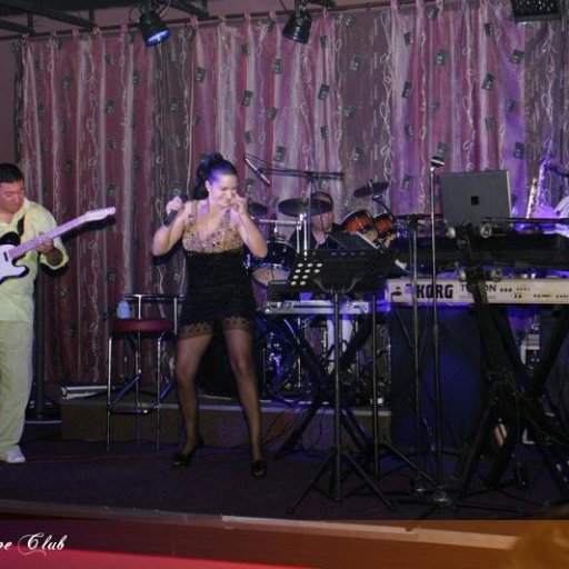 2256-317794_156363031126819_128595103903612_250300_823779856_n