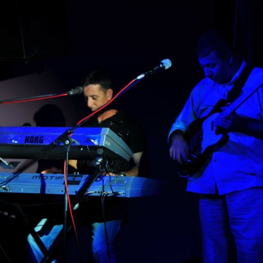 2266-308678_149684301794692_128595103903612_228401_1608621729_n