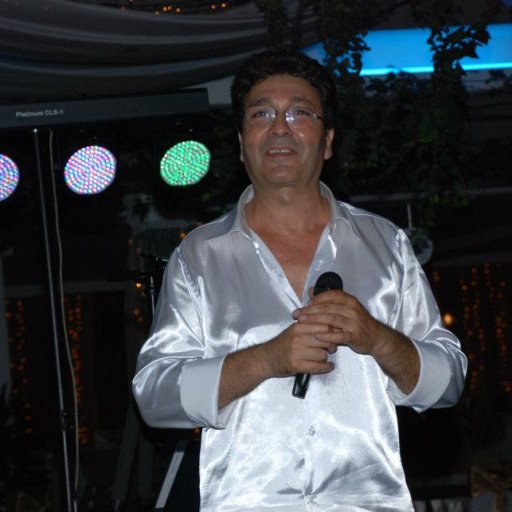 2508-544390_110362219109428_1041745673_n